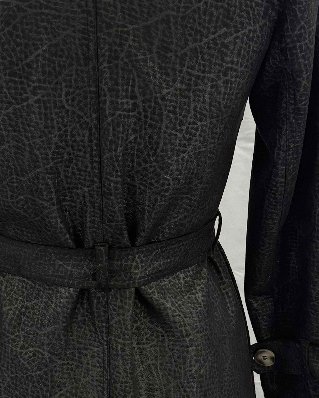 Trench Anastassia Burber Praga, Color Negro